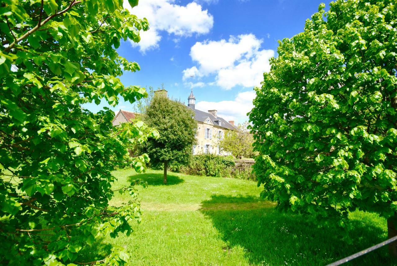 Bed and Breakfast Le Domaine De Cordey Boucé Exterior foto